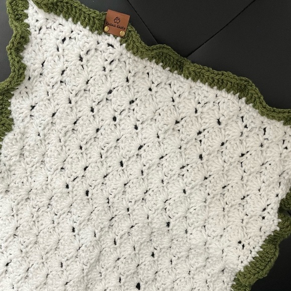 NWT KNANA KNOTS, Baby Lovey, Security Blanket. Forrest Green and White. Crochet - Picture 3 of 3